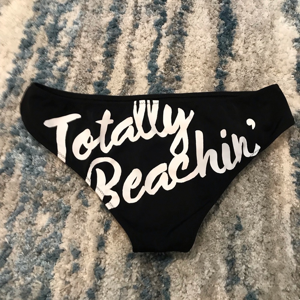 Victoria Secret Bathing Suit Bottoms Women’s SZ M Black Totally Beachin’ on Butt - Picture 7 of 7